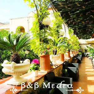 2* Bed and Breakfast Medea